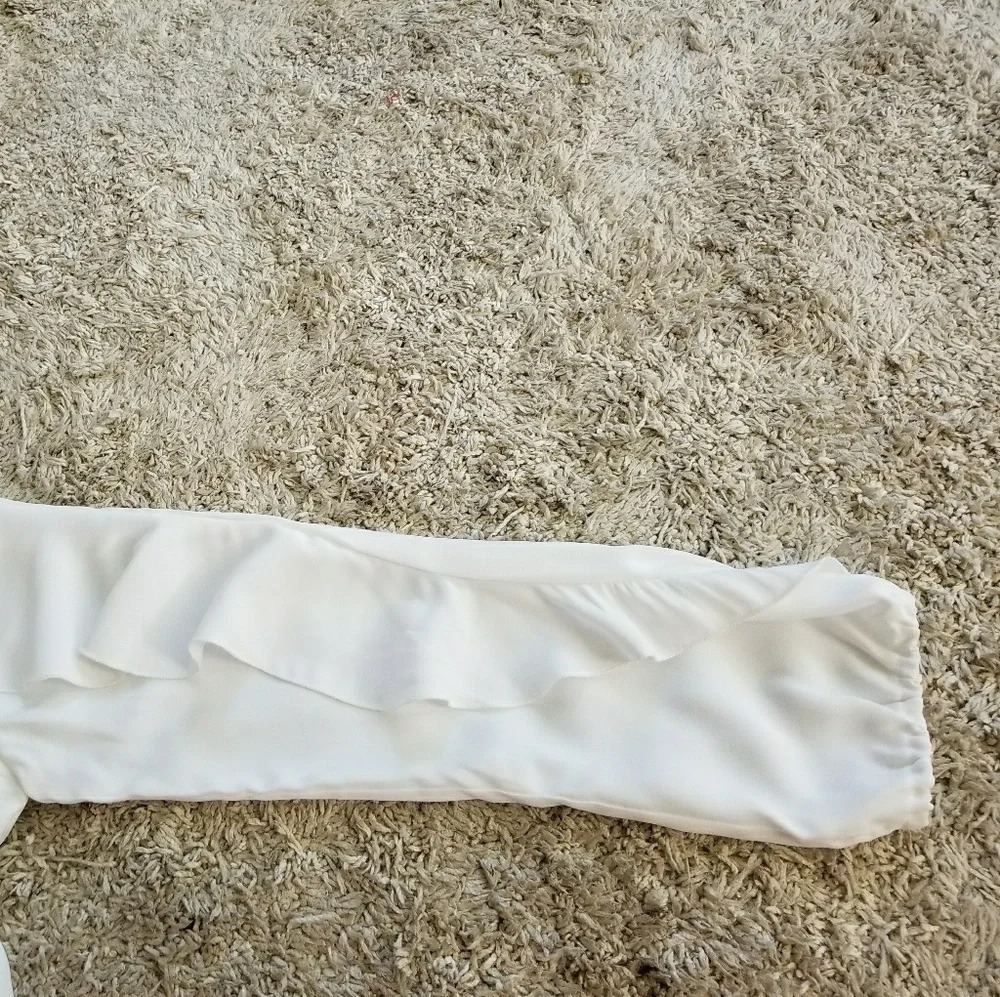 $78 Love Scarlett Womens White Ruffle Blouse S - Picture 6 of 6